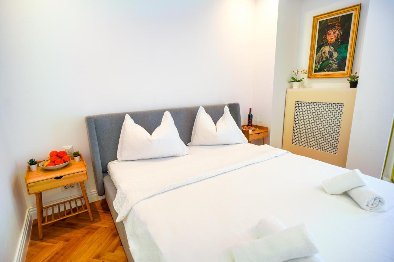Luxury Central Park Apartment Bucureşti Exterior foto